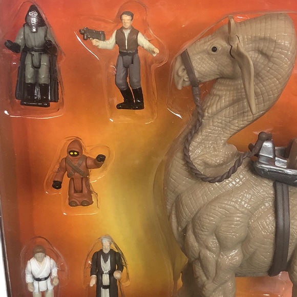 Micro Machines Star Wars Battle Pack #10 Mos Eisley Spaceport - Picture 3 of 6